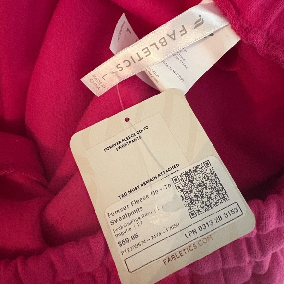 NWT Fabletics forever fleece go to sweatpants in fuchsia/pink rave size large - Picture 4 of 4